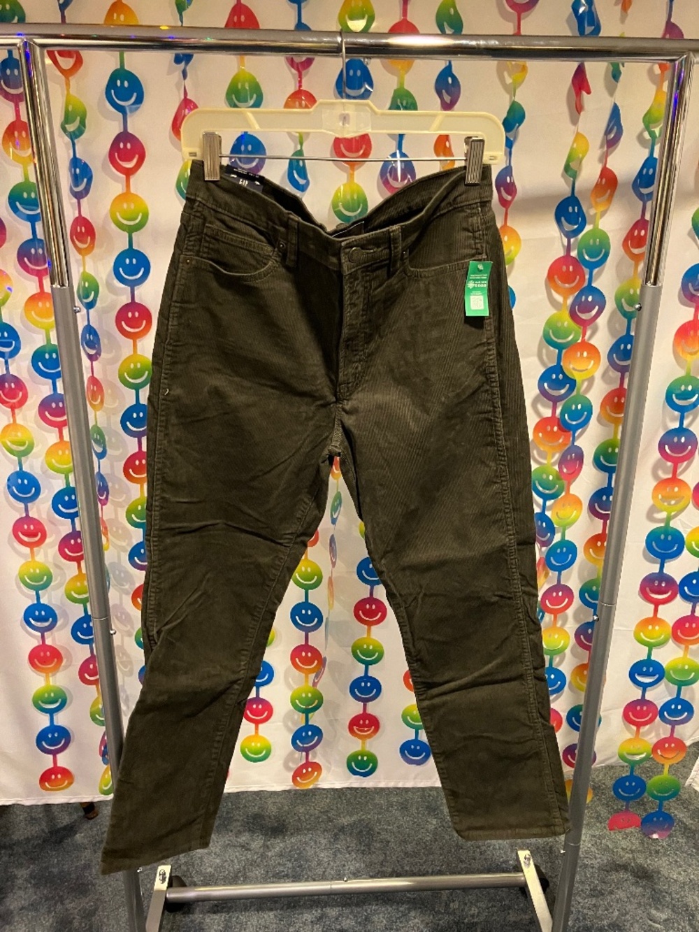 NWT GAP Corduroy Vintage Slim Pants (Size 8)